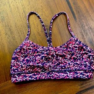 LULU LEMON sports Bra
